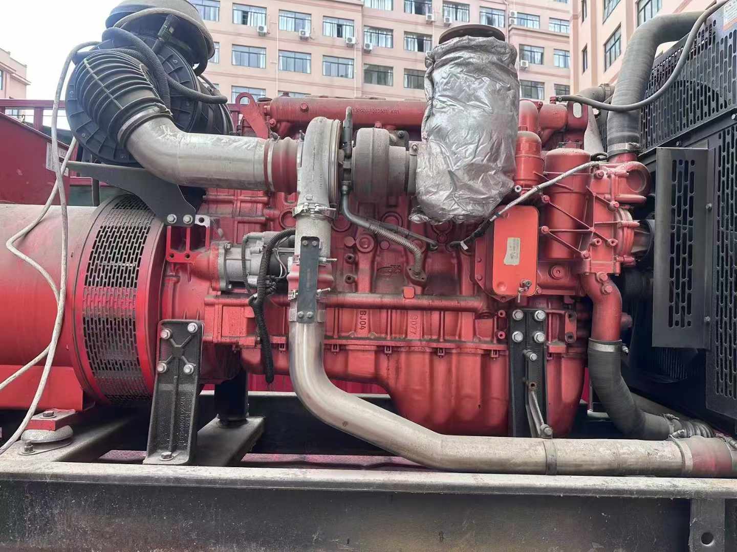 那曲如何选择适合 600kW 柴油发电机组的过载保护器？